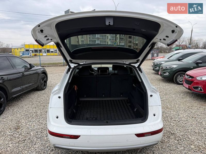 Внедорожник / Кроссовер Audi Q5 2018 в Коломые