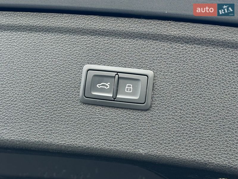 Позашляховик / Кросовер Audi Q5 2019 в Києві фото 25 Позашляховик / Кросовер Audi Q5 2019 в Києві