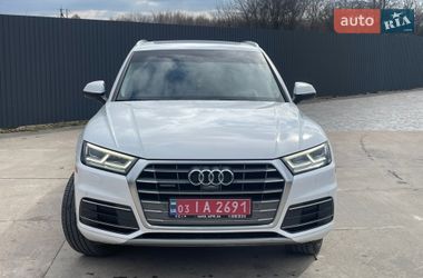 Внедорожник / Кроссовер Audi Q5 2018 в Житомире