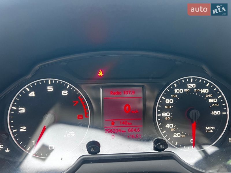 Внедорожник / Кроссовер Audi Q5 2011 в Киеве