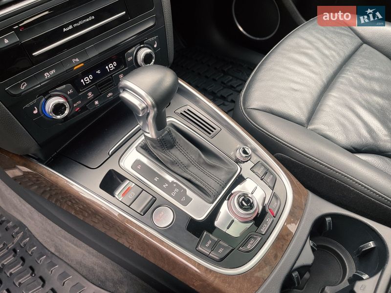 Позашляховик / Кросовер Audi Q5 2015 в Самборі