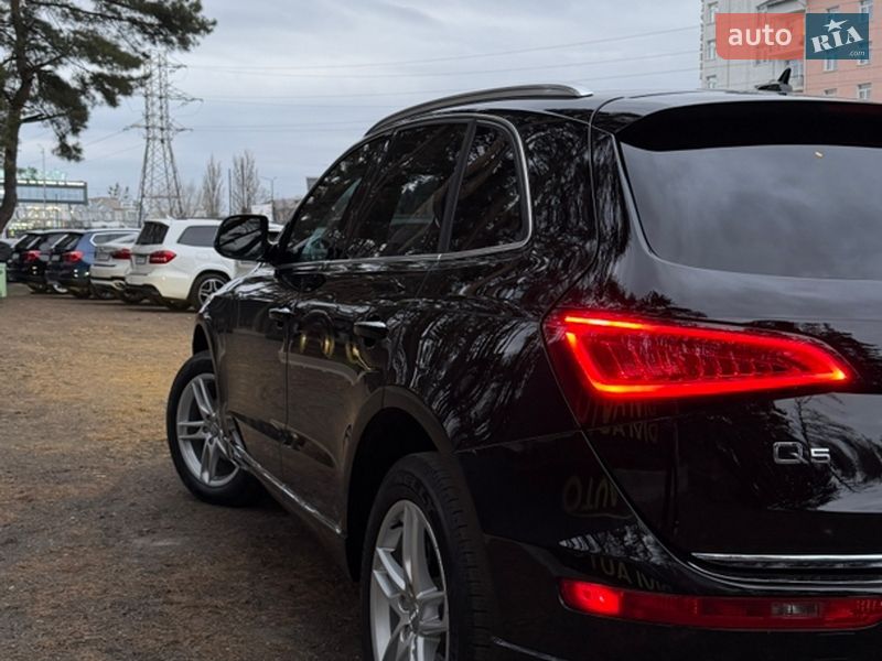 Позашляховик / Кросовер Audi Q5 2015 в Києві