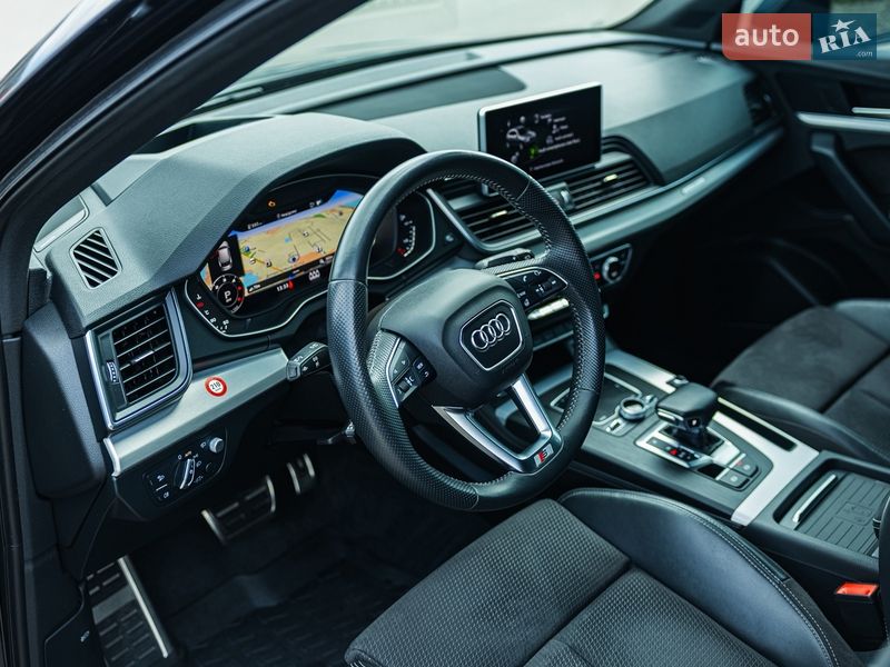 Внедорожник / Кроссовер Audi Q5 2019 в Днепре