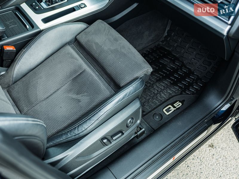 Внедорожник / Кроссовер Audi Q5 2019 в Днепре