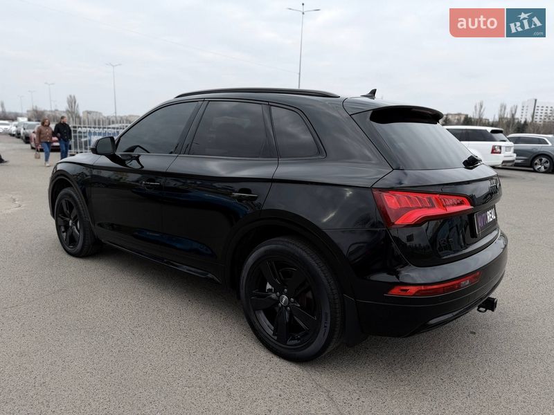 Внедорожник / Кроссовер Audi Q5 2018 в Кривом Роге