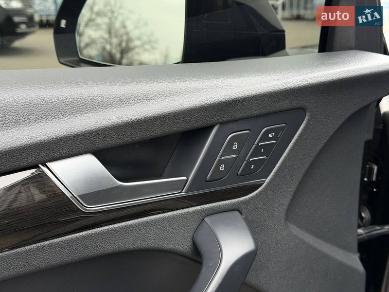 Внедорожник / Кроссовер Audi Q5 2018 в Кривом Роге