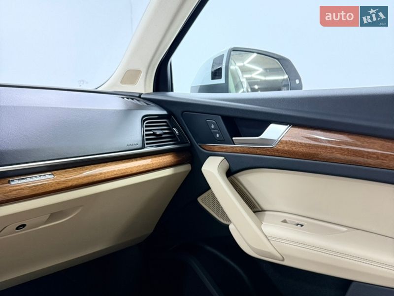 Внедорожник / Кроссовер Audi Q5 2022 в Одессе