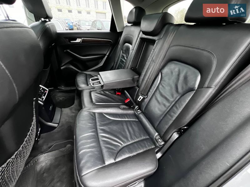 Внедорожник / Кроссовер Audi Q5 2015 в Стрые