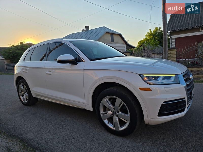 Внедорожник / Кроссовер Audi Q5 2018 в Тернополе