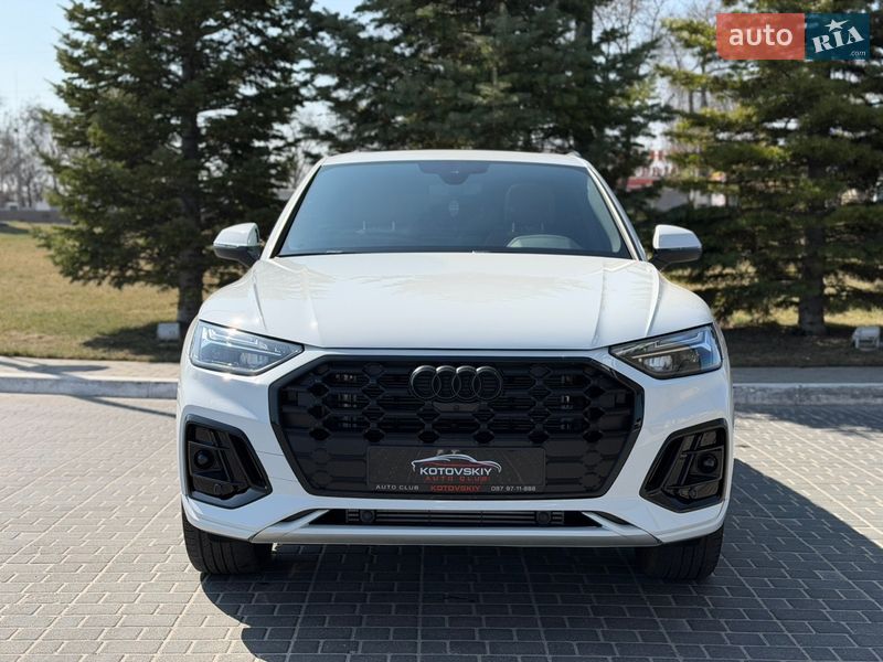 Позашляховик / Кросовер Audi Q5 2024 в Одесі