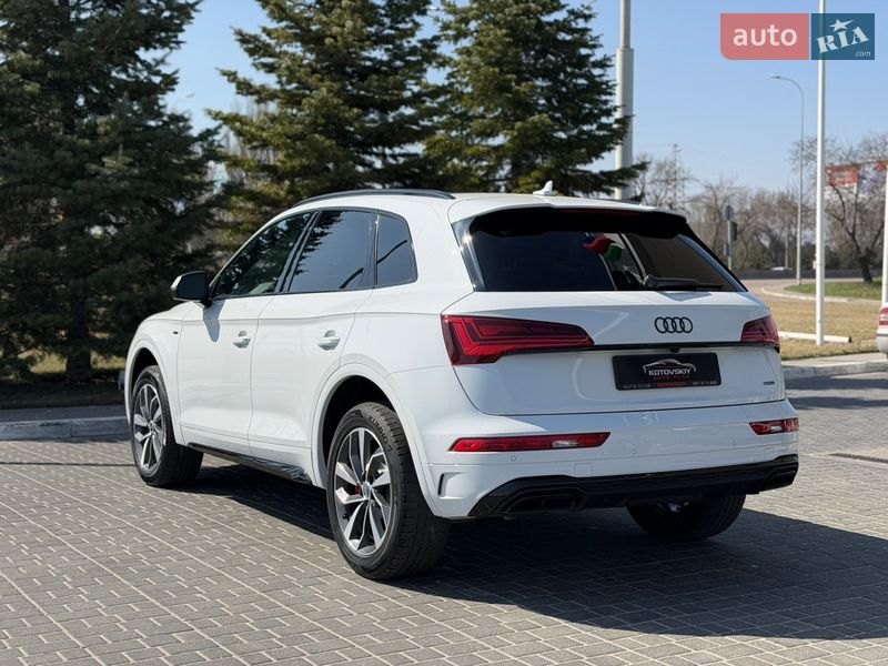 Позашляховик / Кросовер Audi Q5 2024 в Одесі