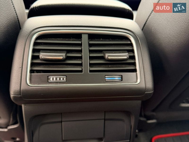 Внедорожник / Кроссовер Audi Q5 2015 в Тернополе