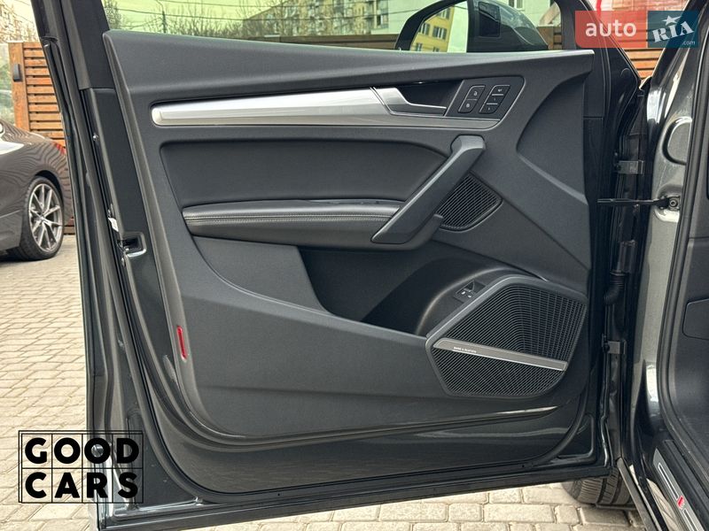 Позашляховик / Кросовер Audi Q5 2020 в Одесі фото 23 Позашляховик / Кросовер Audi Q5 2020 в Одесі