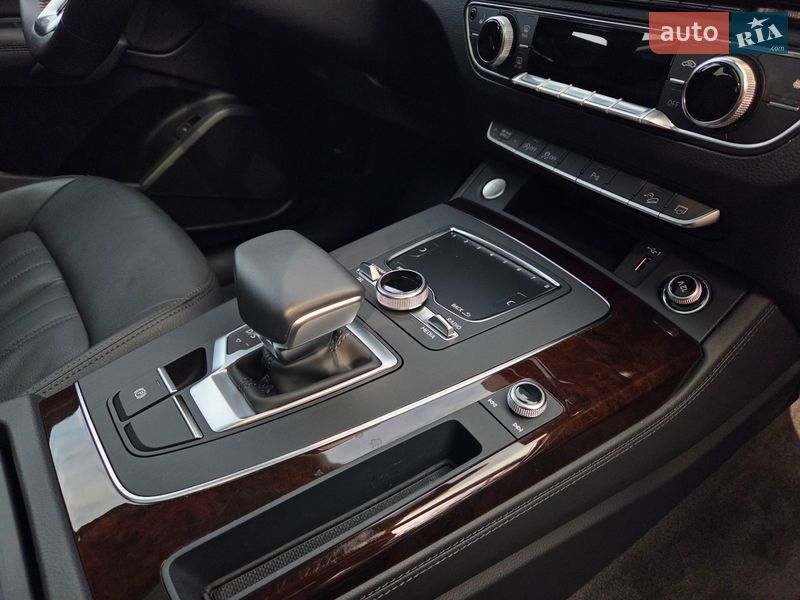 Внедорожник / Кроссовер Audi Q5 2019 в Киеве фото 19 Внедорожник / Кроссовер Audi Q5 2019 в Киеве