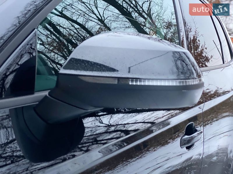 Позашляховик / Кросовер Audi Q5 2018 в Києві