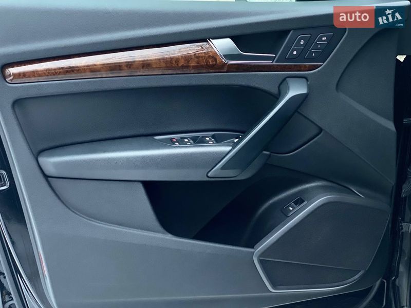 Позашляховик / Кросовер Audi Q5 2018 в Києві