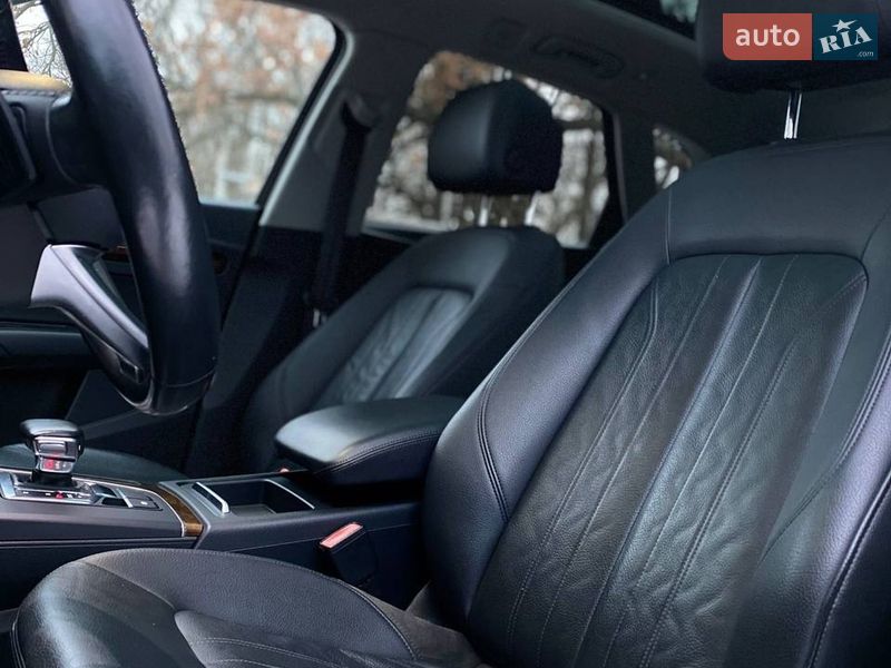 Позашляховик / Кросовер Audi Q5 2018 в Києві