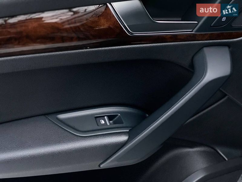 Позашляховик / Кросовер Audi Q5 2018 в Києві