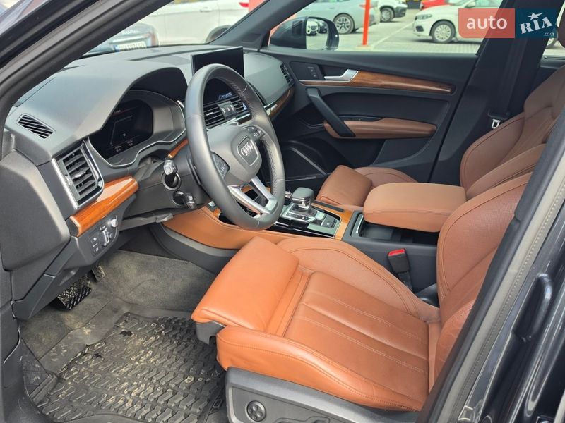 Позашляховик / Кросовер Audi Q5 2022 в Києві фото 16 Позашляховик / Кросовер Audi Q5 2022 в Києві