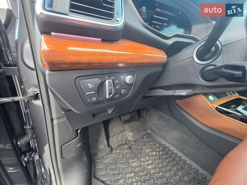 Позашляховик / Кросовер Audi Q5 2022 в Києві фото 41 Позашляховик / Кросовер Audi Q5 2022 в Києві