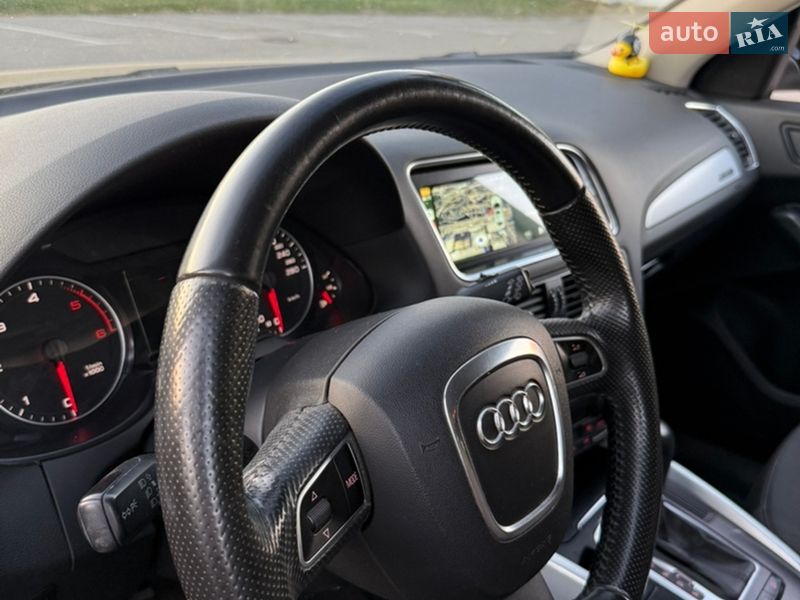 Внедорожник / Кроссовер Audi Q5 2009 в Киеве