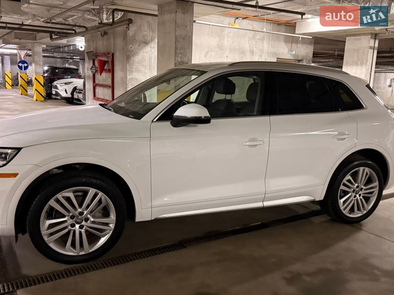 Внедорожник / Кроссовер Audi Q5 2018 в Киеве фото 3 Внедорожник / Кроссовер Audi Q5 2018 в Киеве