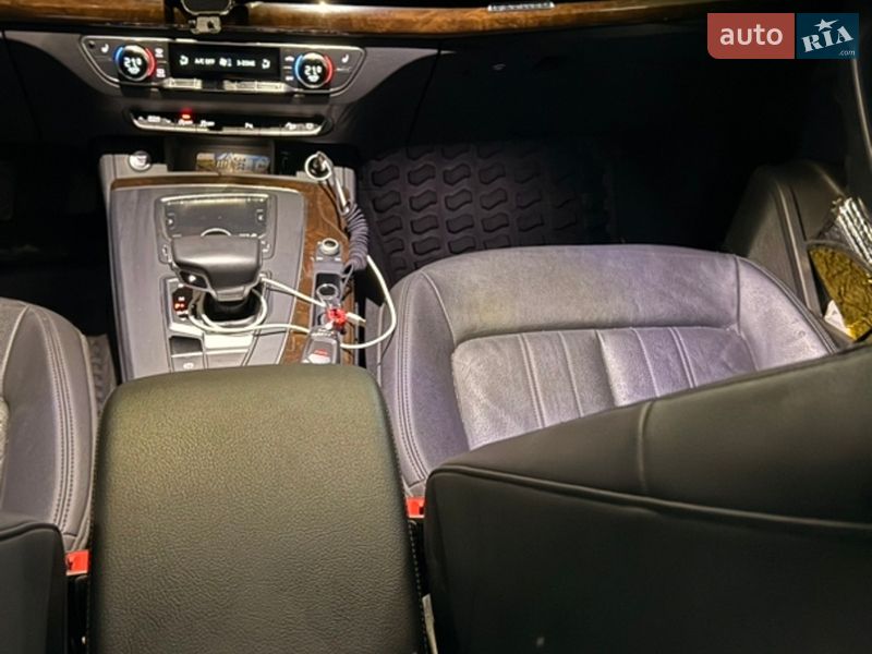 Внедорожник / Кроссовер Audi Q5 2018 в Киеве фото 26 Внедорожник / Кроссовер Audi Q5 2018 в Киеве