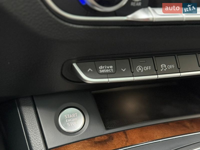 Внедорожник / Кроссовер Audi Q5 2018 в Владимире фото 77 Внедорожник / Кроссовер Audi Q5 2018 в Владимире