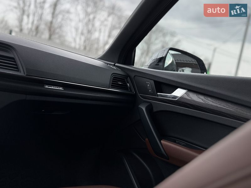 Позашляховик / Кросовер Audi Q5 2020 в Рівному фото 47 Позашляховик / Кросовер Audi Q5 2020 в Рівному