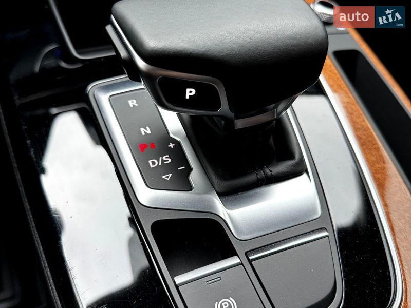 Позашляховик / Кросовер Audi Q5 2020 в Баришівка фото 18 Позашляховик / Кросовер Audi Q5 2020 в Баришівка