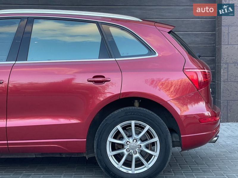 Внедорожник / Кроссовер Audi Q5 2010 в Николаеве фото 4 Внедорожник / Кроссовер Audi Q5 2010 в Николаеве