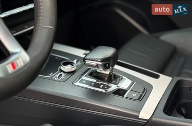 Внедорожник / Кроссовер Audi Q5 2018 в Ровно