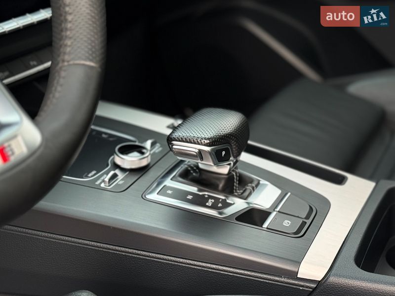 Внедорожник / Кроссовер Audi Q5 2018 в Ровно