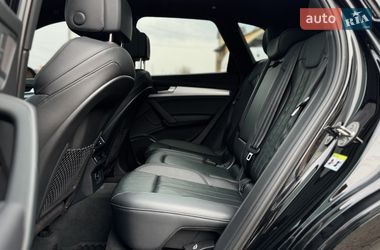 Внедорожник / Кроссовер Audi Q5 2018 в Ровно