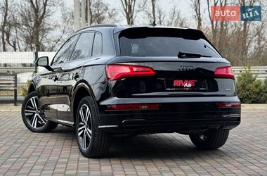 Внедорожник / Кроссовер Audi Q5 2018 в Ровно