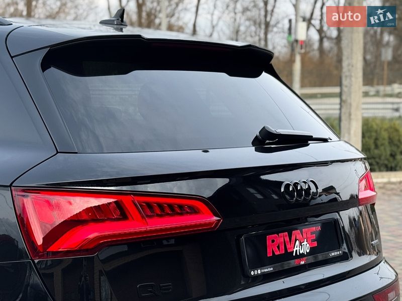 Внедорожник / Кроссовер Audi Q5 2018 в Ровно