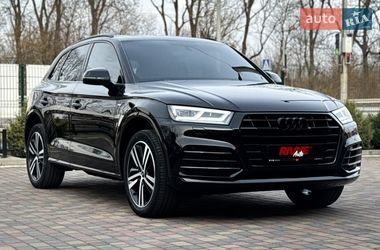 Внедорожник / Кроссовер Audi Q5 2018 в Ровно