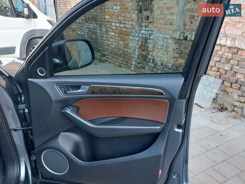 Внедорожник / Кроссовер Audi Q5 2013 в Луцке