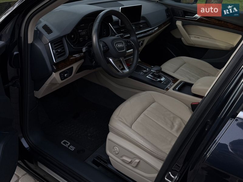 Внедорожник / Кроссовер Audi Q5 2018 в Львове фото 33 Внедорожник / Кроссовер Audi Q5 2018 в Львове