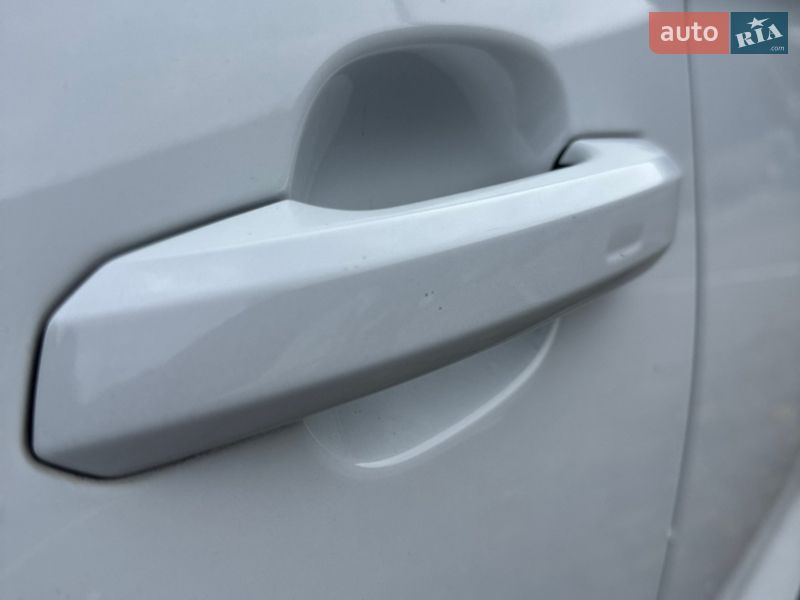 Позашляховик / Кросовер Audi Q5 2020 в Луцьку