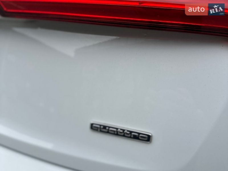 Позашляховик / Кросовер Audi Q5 2020 в Луцьку