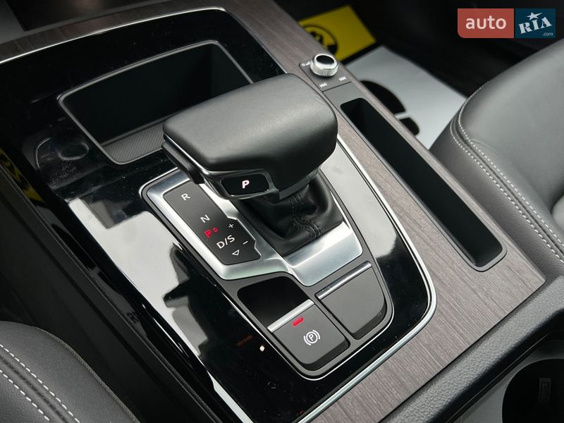 Внедорожник / Кроссовер Audi Q5 2023 в Львове