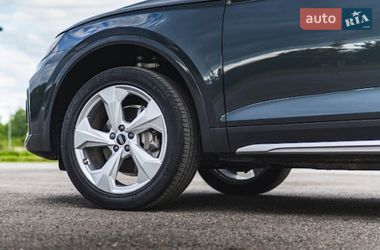 Внедорожник / Кроссовер Audi Q5 2021 в Львове
