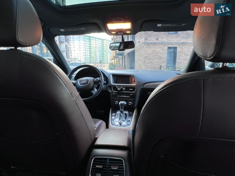 Позашляховик / Кросовер Audi Q5 2013 в Івано-Франківську