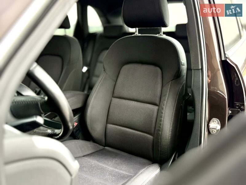 Внедорожник / Кроссовер Audi Q5 2012 в Тернополе