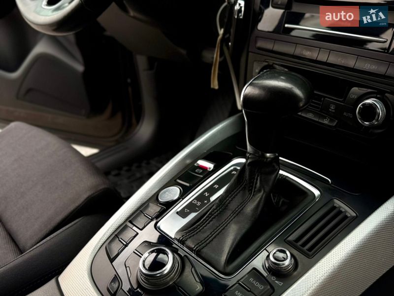 Внедорожник / Кроссовер Audi Q5 2012 в Тернополе