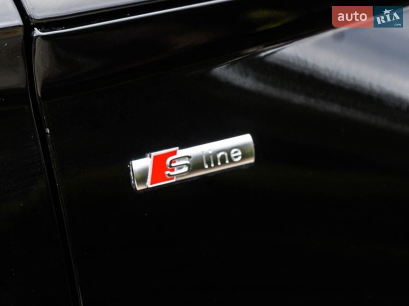 Позашляховик / Кросовер Audi Q5 2018 в Косові