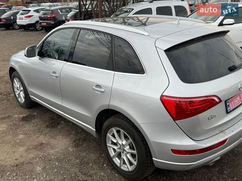 Позашляховик / Кросовер Audi Q5 2010 в Луцьку