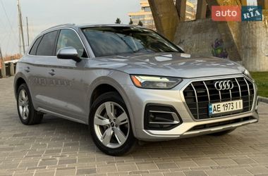Позашляховик / Кросовер Audi Q5 2021 в Дніпрі