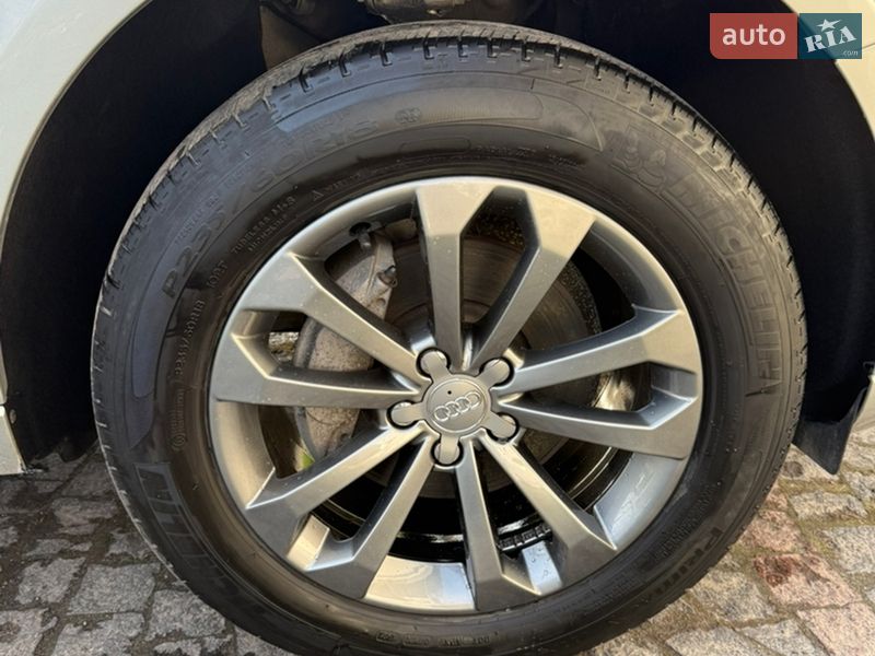 Позашляховик / Кросовер Audi Q5 2016 в Тернополі фото 24 Позашляховик / Кросовер Audi Q5 2016 в Тернополі